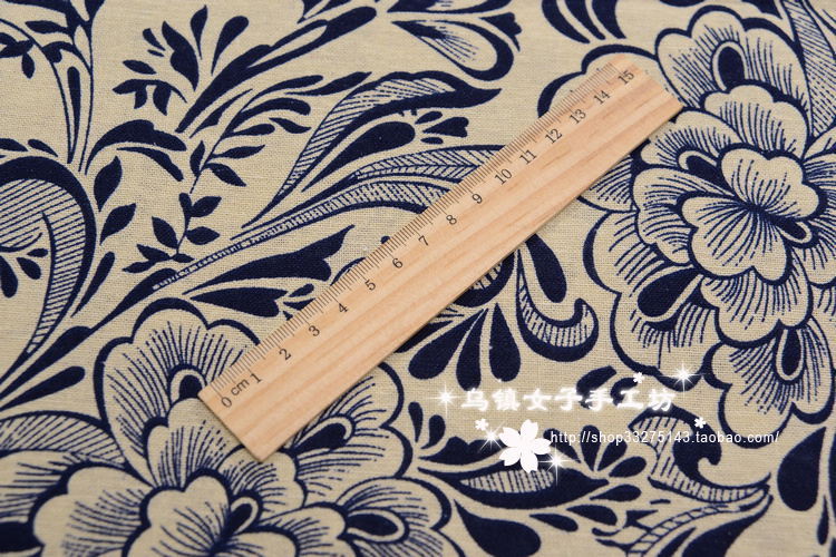 2013新款中国元素青花瓷土黄底印花布 棉麻布