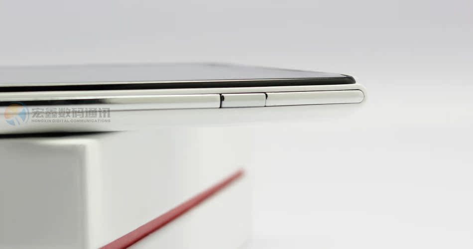 Мобильный телефон Lenovo S868T Мобильный телефон Lenovo S868T