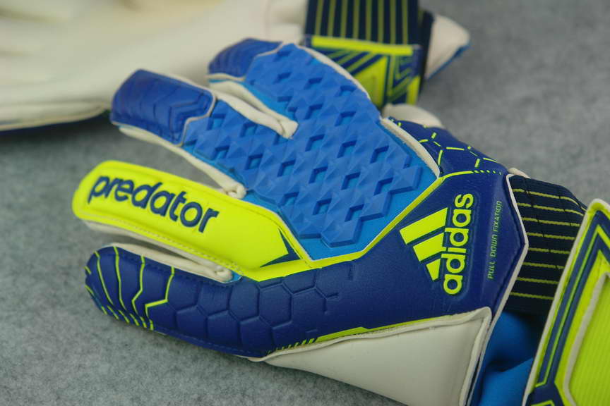 AD最贵的手套,大家看看如何