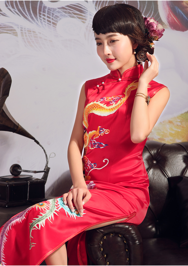 Love of birds 2015 Summer new heavyweight Silk Cheongsam retro long red embroidered red - qipao married pre-sale 20 days XXL picture, prices, brand platters! The elections are supplied in the national character of distribution, so action, buy now enjoy more preferential! As soon as possible.