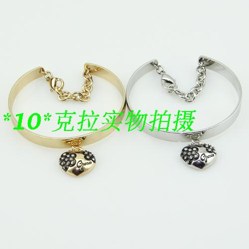 Цепочка на руку Guess *10* GU*S Цепочка на руку Guess *10* GU*S