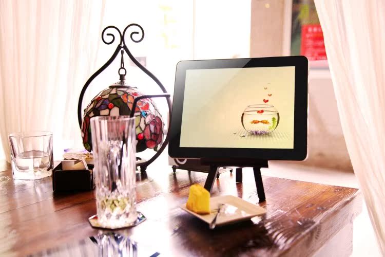 Планшет Colorful CT974 Ivory 32GB WIFI Retina 2G Планшет Colorful CT974 Ivory 32GB WIFI Retina 2G
