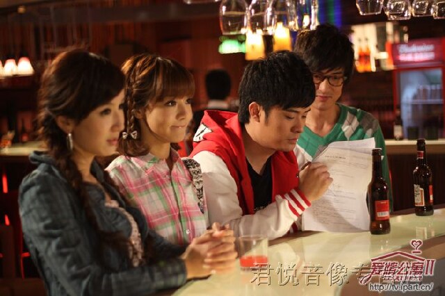 大陆剧 <em>电视剧 爱情</em>公寓1+2<em>全集</em> 经济版8DVD