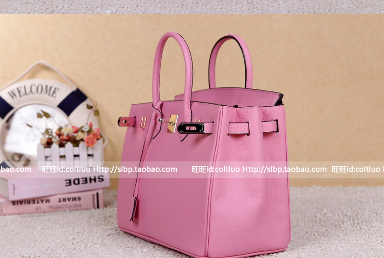 Сумка 2013 Новый корейский заголовка слой кожи birkin35/30 Платиновый пакет сушилка пу кожаный переносная сумка пакет почты Девушки Кожа быка Мягкие Молния Сумка с карманом на молнии, Карман для мобильного, Сумка для документов, Сумка-планшет на молнии, С карманом для ноутбука Накладные карманы Контрастные цвета Однотонный цвет Да Жесткий Да 100 Для отдыха Средняя (максимальная длина 30-50 см) Современный европейский Квадратная форма Без лямок (ремней) Женская сумка Сумка 2013 Новый корейский заголовка слой кожи birkin35/30 Платиновый пакет сушилка пу кожаный переносная сумка пакет почты Девушки Кожа быка Мягкие Молния Сумка с карманом на молнии, Карман для мобильного, Сумка для документов, Сумка-планшет на молнии, С карманом для ноутбука Накладные карманы Контрастные цвета Однотонный цвет Да Жесткий Да 100 Для отдыха Средняя (максимальная длина 30-50 см) Современный европейский Квадратная форма Без лямок (ремней) Женская сумка