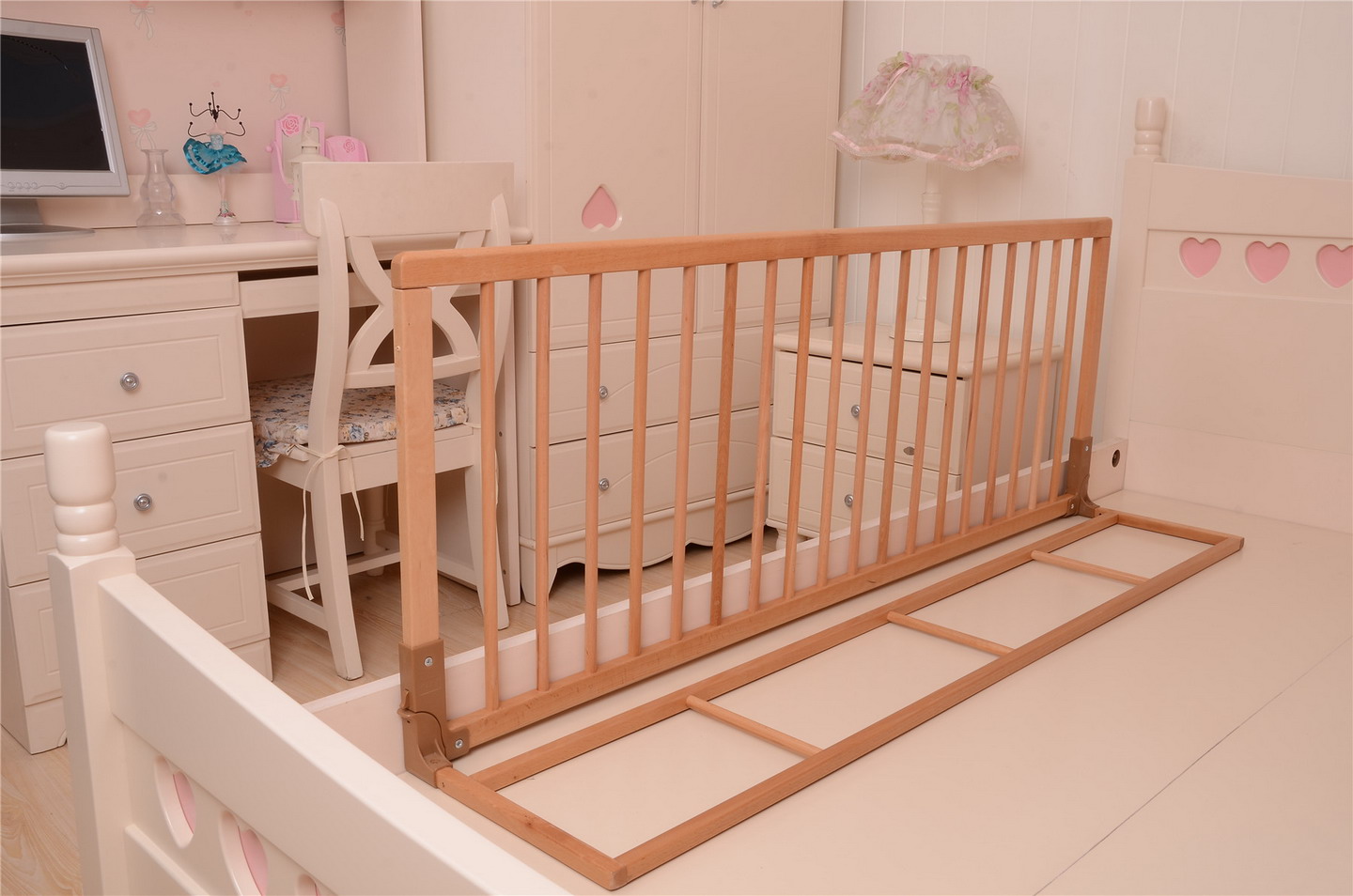 барьер ограждение для детской кровати