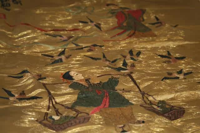 老真丝缎<em>天仙配</em>绣片 老手工<em>牛郎织女</em>绣片 老绣