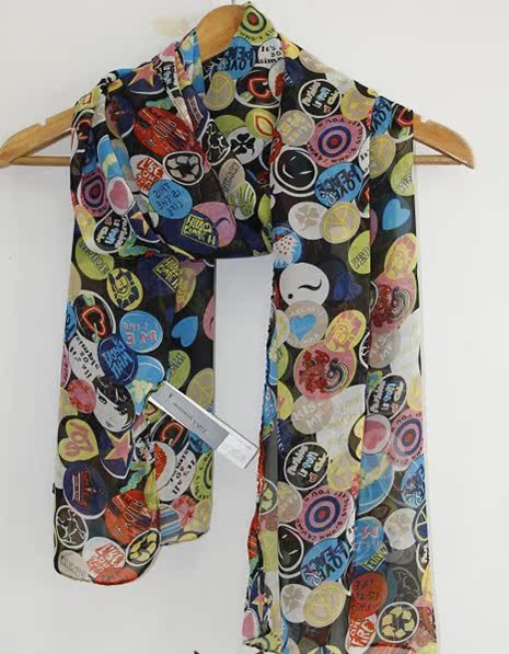 CS-韩版服饰 新款 多元素可爱笑脸围巾 丝巾 雪