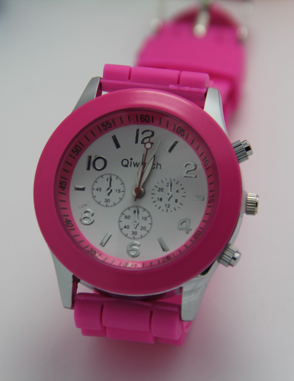 Часы Qiwatch GENEVA WATCH Qiwatch Часы Qiwatch GENEVA WATCH Qiwatch