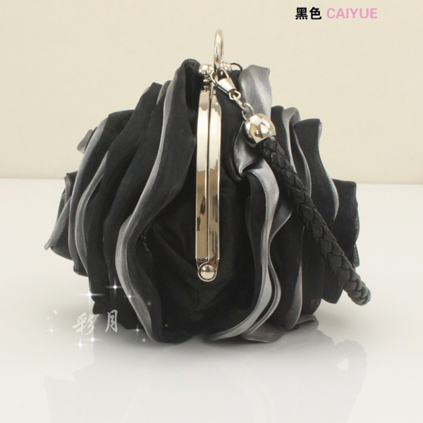 lv alma bb鎖會褪色嗎 彩月手拿包商務宴會晚宴甜美淑女新娘包鎖鏈式提把禮服女士 lvalma包包