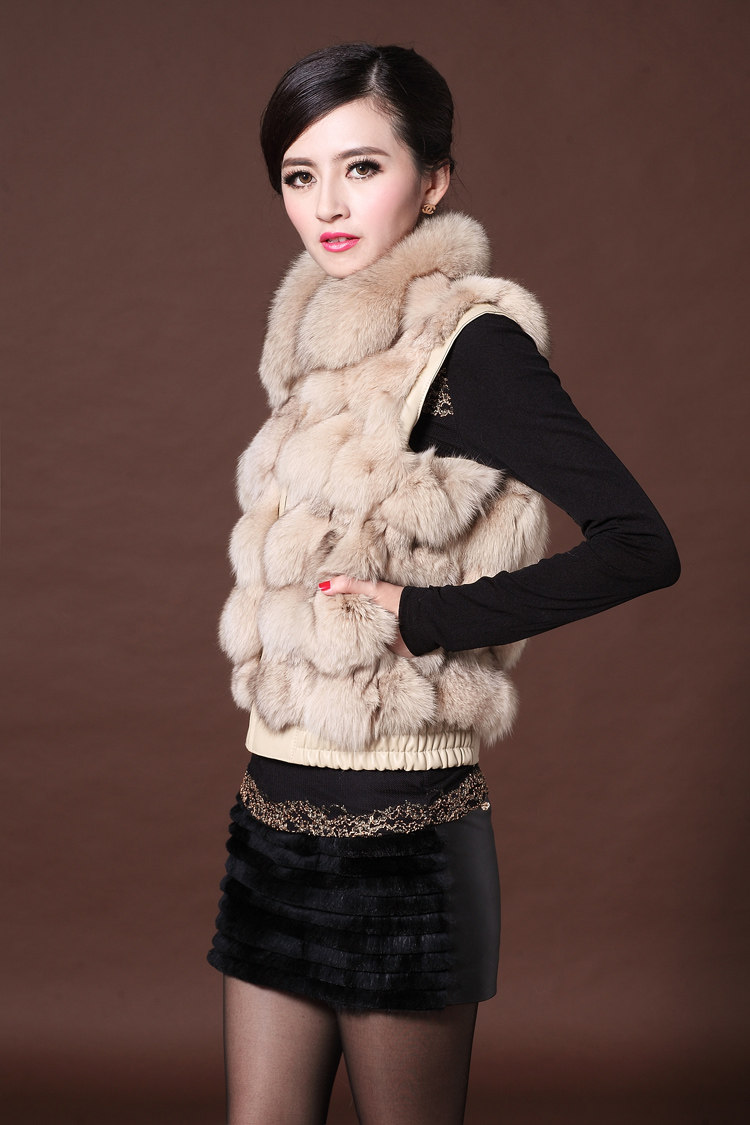 海宁高档狐狸头毛马夹背心狐狸毛<em>领马甲短款</em>无