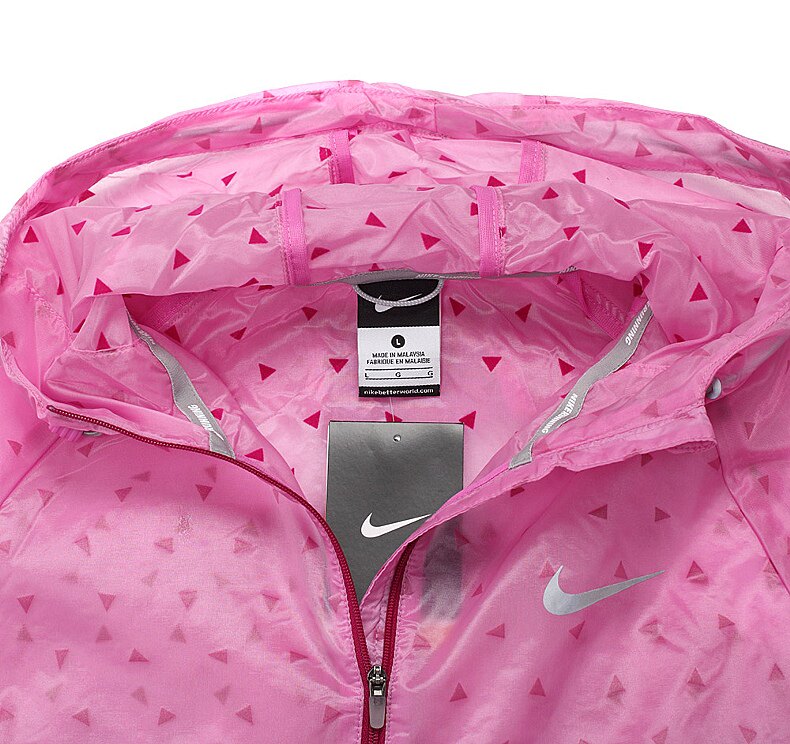 <em>nike耐克防水外套</em>14春跑步女子梭织夹克5886
