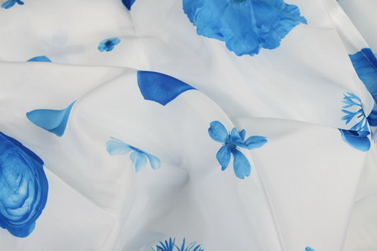 特朗斯福蓝色花朵德国防水涤纶印花浴帘180X200CM