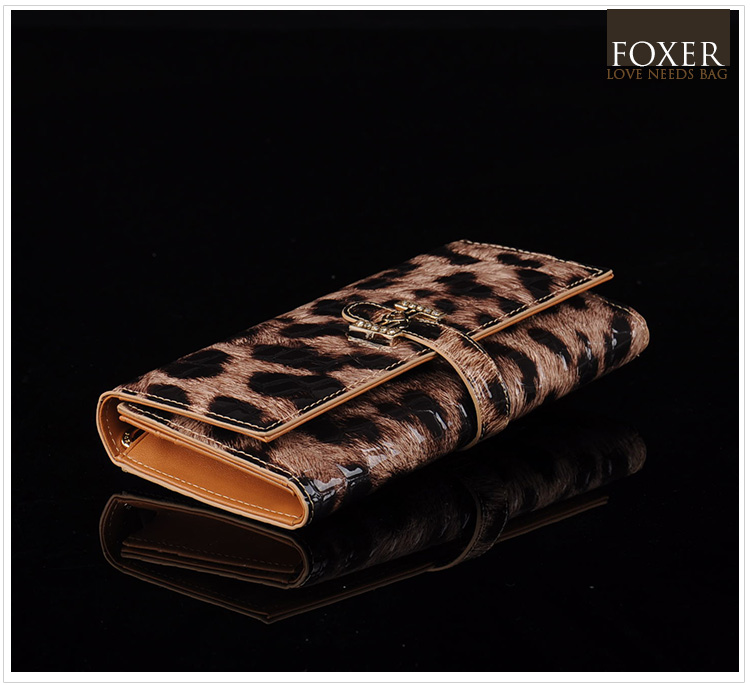 Бумажник FOXER 201005f 2013 Длинный бумажник Девушки Кожа быка Застежка-вздержка Геометрические узоры Мягкая Леопардовый узор C отделом для удостоверений, С отделом-ключницей, С отделом на молнии, С отделом под паспорт, С отделом для карточек, С потайными карманами, С отделом для квитанций и чеков, Зажим для купюр, Разные, С отделом для документов, С отделом для фотографий, С отделом под мелочь Бумажник FOXER 201005f 2013 FOXER / Golden Fox Девушки C отделом для удостоверений, С отделом-ключницей, С отделом на молнии, С отделом под паспорт, С отделом для карточек, С потайными карманами, С отделом для квитанций и чеков, Зажим для купюр, Разные, С отделом для документов, С отделом для фотографий, С отделом под мелочь Кожа быка Мягкая Леопардовый узор Длинный бумажник Вертикальная модель Застежка-вздержка