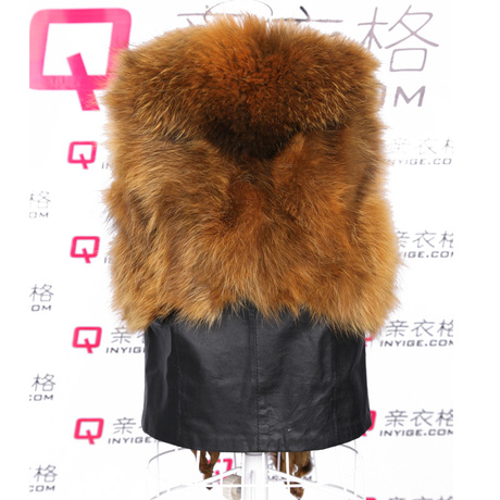 淘宝网<em>亲衣格</em>超大貉子毛领修身<em>背心马甲</em>海宁皮
