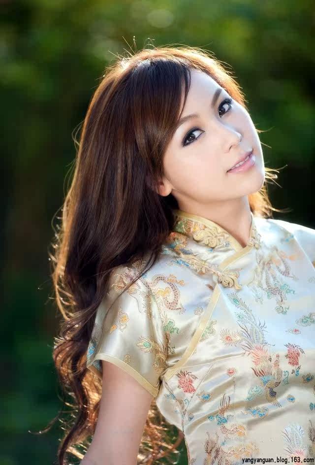 旗袍<em>美女</em>陈樱楠 - <em>养眼馆</em>的日志 - 网易博客