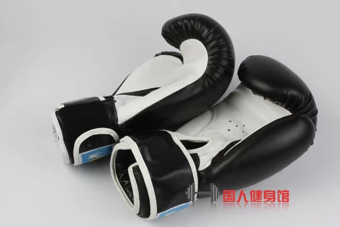 Боксерские перчатки WANSDA 48 MMA UFC Боксерские перчатки WANSDA 48 MMA UFC