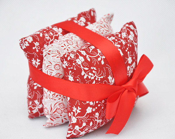 FARCENT The idyllic European aromatherapy sachet sachet sachets clothes cupboard sachet incense triple package Rose