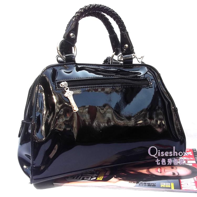 Сумка Vemo 2454ka04 2013 Vemo Девушки Искусственная кожа Жесткий Молния Сумка с карманом на молнии, Карман для мобильного, Сумка для документов, Сумка-планшет на молнии С блестками Однотонный цвет Да Мягкая Нет 100 Для отдыха Средняя (максимальная длина 30-50 см) Женственный Подушкообразная форма Женская сумка Сумка Vemo 2454ka04 2013 Vemo Девушки Искусственная кожа Жесткий Молния Сумка с карманом на молнии, Карман для мобильного, Сумка для документов, Сумка-планшет на молнии С блестками Однотонный цвет Да Мягкая Нет 100 Для отдыха Средняя (максимальная длина 30-50 см) Женственный Подушкообразная форма Женская сумка