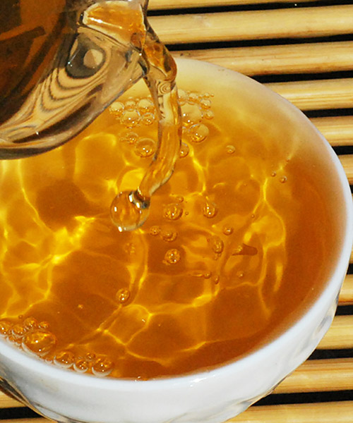 吉顺号 云南普洱茶茶叶 2009年茶水之金水黄金生茶饼古树纯料生茶