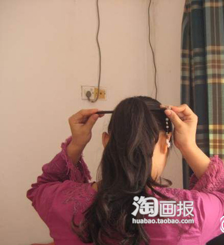 4款超简单实用<em>盘发型</em>打理发,一学就会!_sb6gr