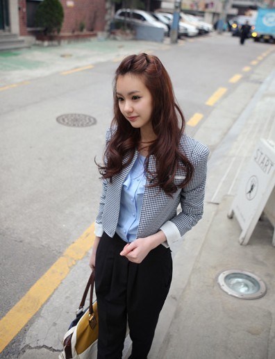 <em>秋季</em>小个子<em>女生穿衣搭配</em>法图片_麦芽儿_新浪