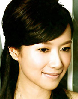 盘点<em>直发</em>丸子头的扎法才女徐静蕾15款知性魅