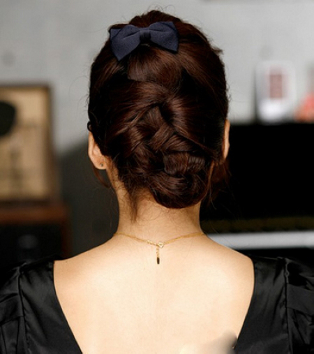 现代女性独立气质OL职业扎发