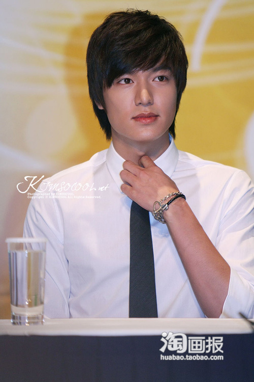 <em>明星</em>李明浩各类<em>照片收集</em> 完美演绎时尚穿衣(第