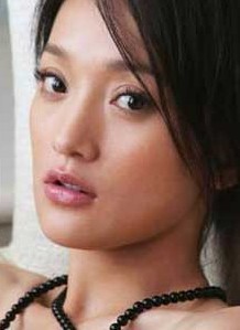 割双眼皮后迅速走红的日本化妆品品牌排行明星