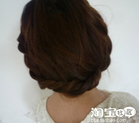 DIY美发2教女孩<em>如何梳漂亮头发</em>011最潮4款发