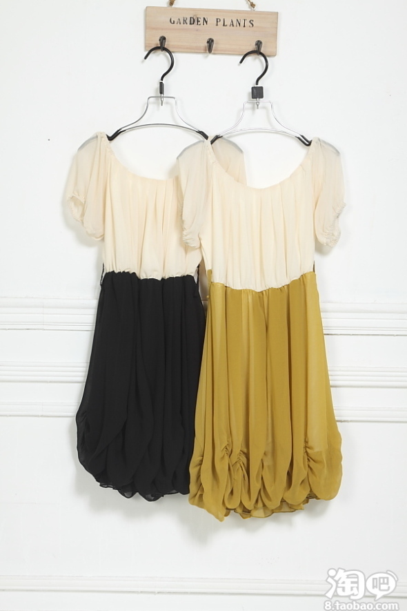 连衣裙 上身是白色下身是西瓜红的灯笼裙–淘