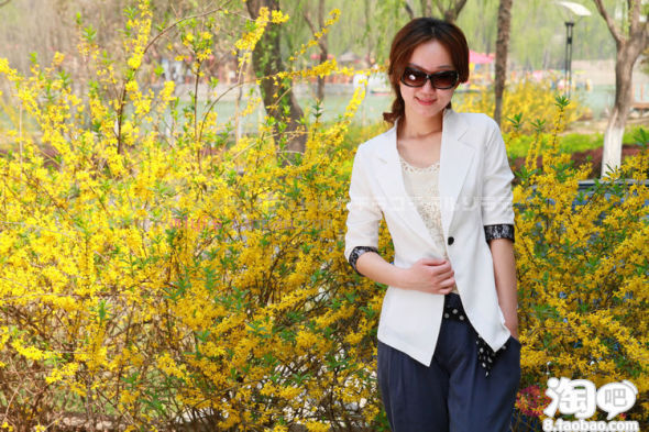 求购 白色小西装,黑色雷丝袖子–淘宝服装服饰