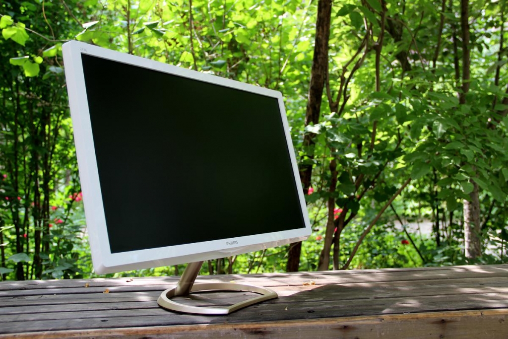 不一样的量子点技术体验飞利浦276E6ADSW显示器深度解析