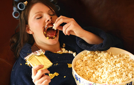 哎,又没忍住,睡前吃了好多东西,你们睡前会吃东